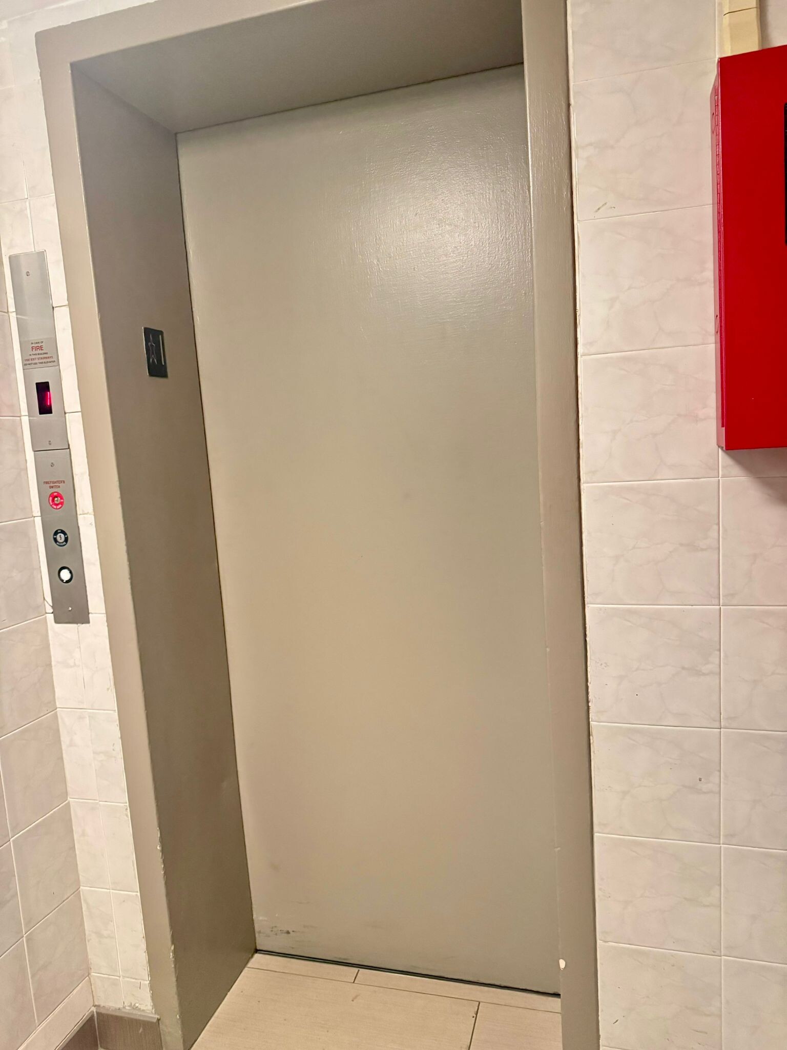 Building Photo - 32 Whites Ave