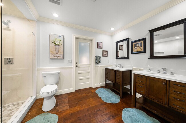 Building Photo - 12466 Quercus Ln