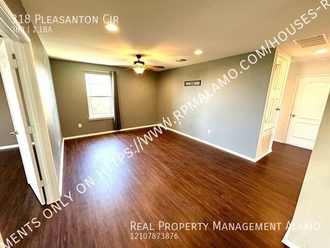 Building Photo - 318 Pleasanton Cir