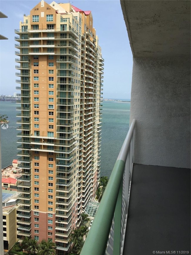 Primary Photo - 1200 Brickell Bay Dr