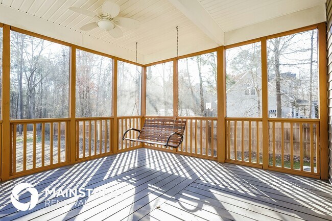 Building Photo - 515 Barrette Ln