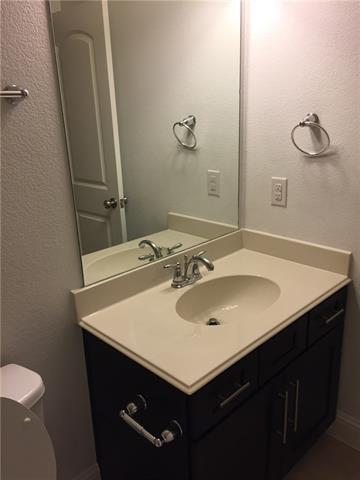 Building Photo - 409 Busher Dr