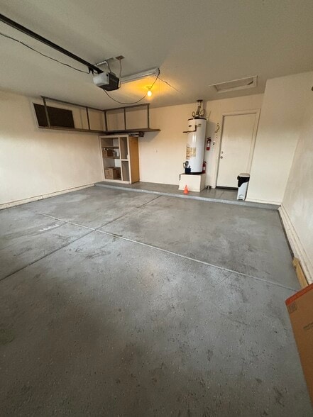 2 car garage - 3464 S Moccasin Trl