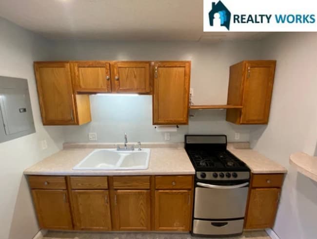 Building Photo - Cute 2 bed Home!