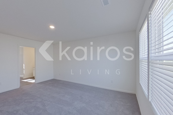 Building Photo - 7020 Moss Creek Way