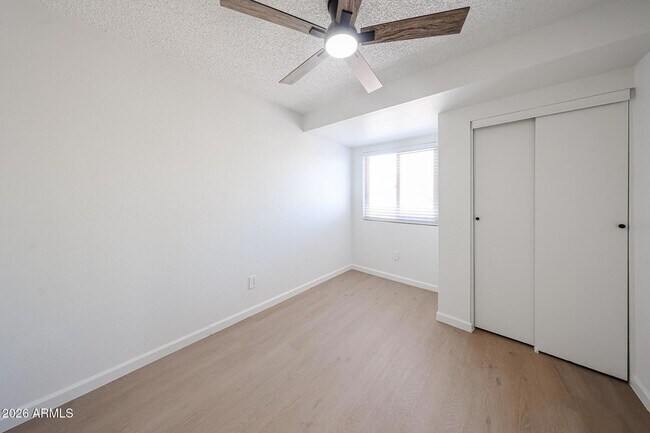 Building Photo - 17032 N 16th Dr