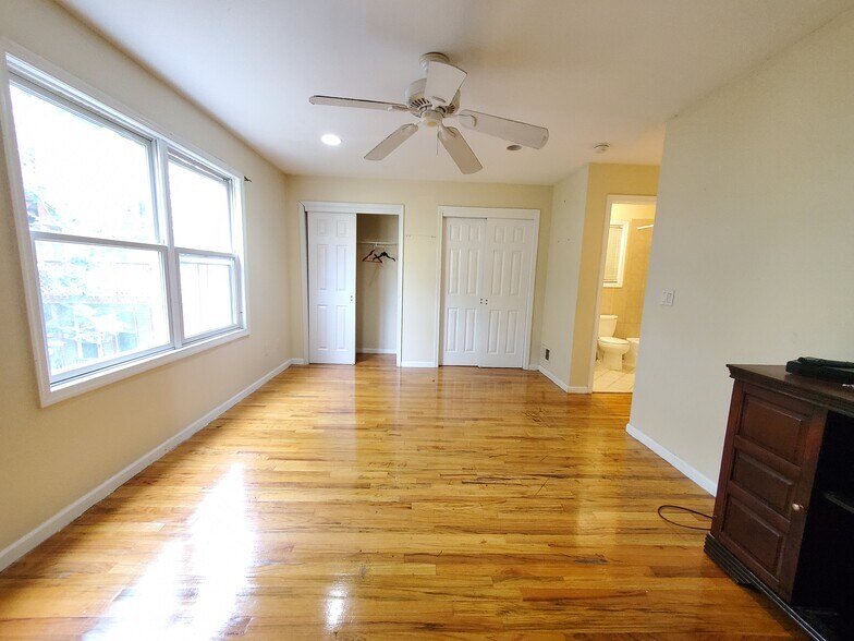 466 Kennedy Blvd 1 - 466 Kennedy Blvd
