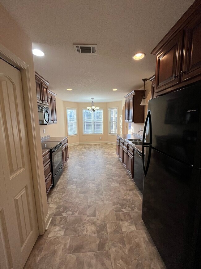 Building Photo - 413 Tug Ct