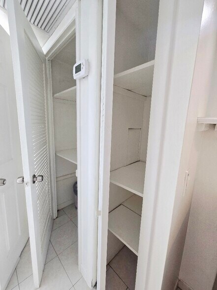 Closets in bathroom halway - 910 Michigan Ave