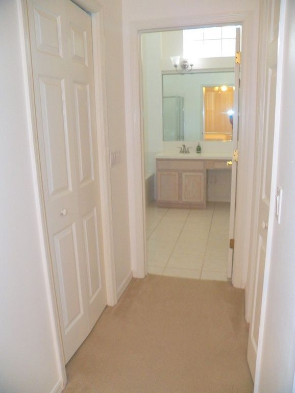 Master Bedroom hallway - 5817 Laguna Woods CT