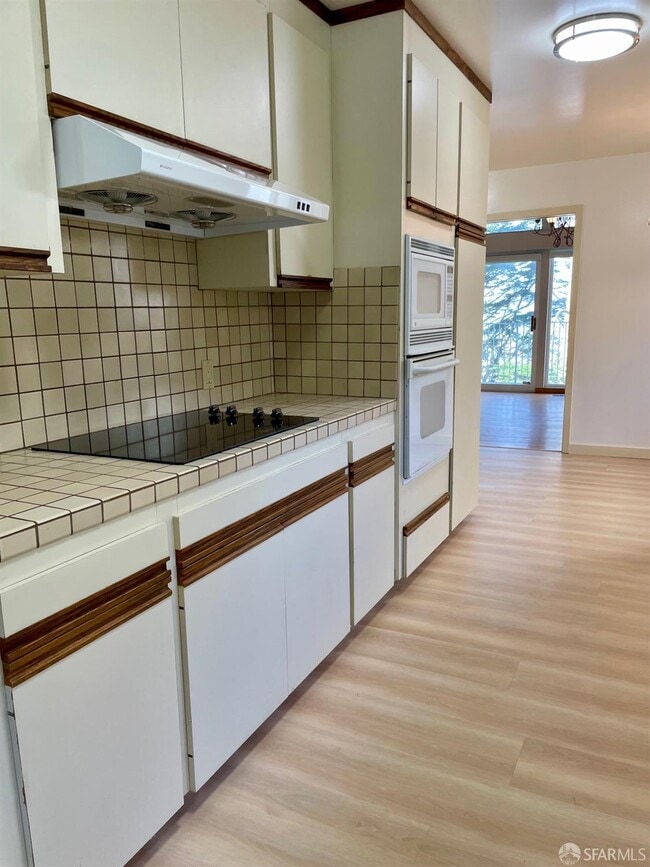 Building Photo - 7 Sheldon Terrace