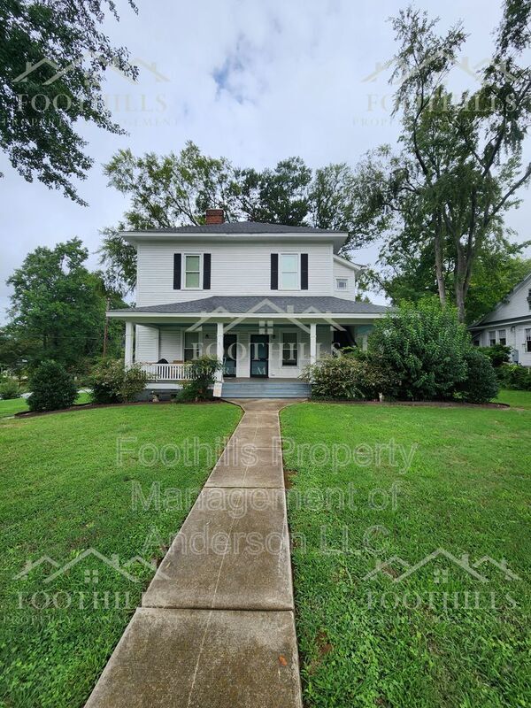 Building Photo - 120 Anderson Ave