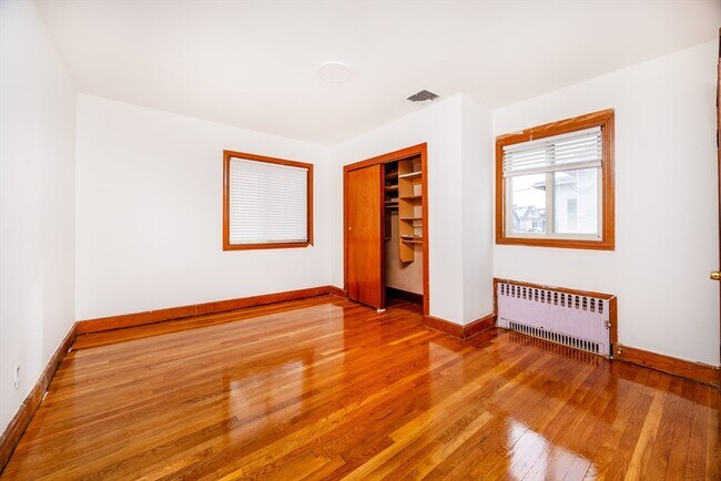 Building Photo - 19 Puritan Rd