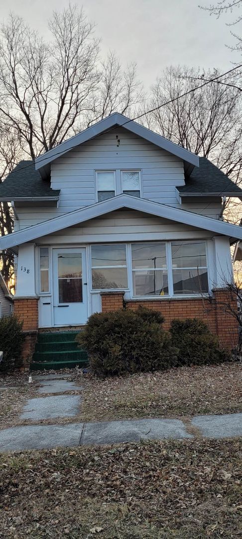 Primary Photo - Three Bedroom One and a Half Bath House