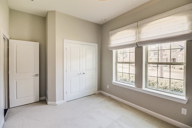 Building Photo - 17106 Rainier Creek Dr