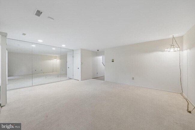 Building Photo - 10739 Mist Haven Terrace