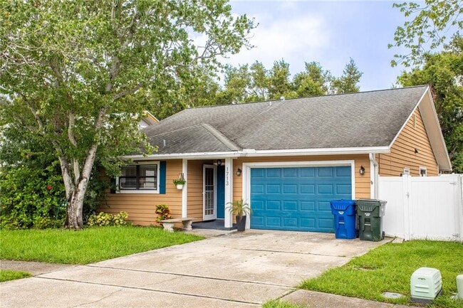 Primary Photo - 1713 Whispering Dr E