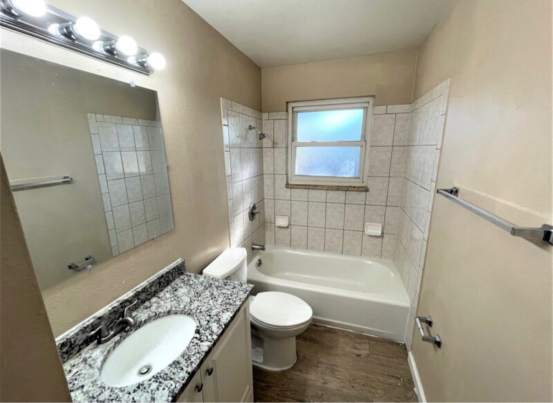 Building Photo - 9174 Lander St