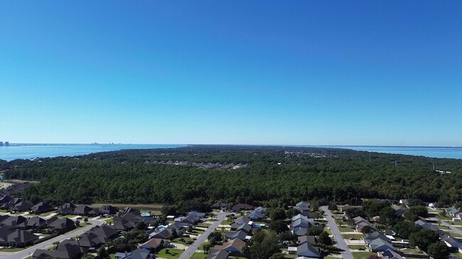 Building Photo - 4819 Whitewood Rd