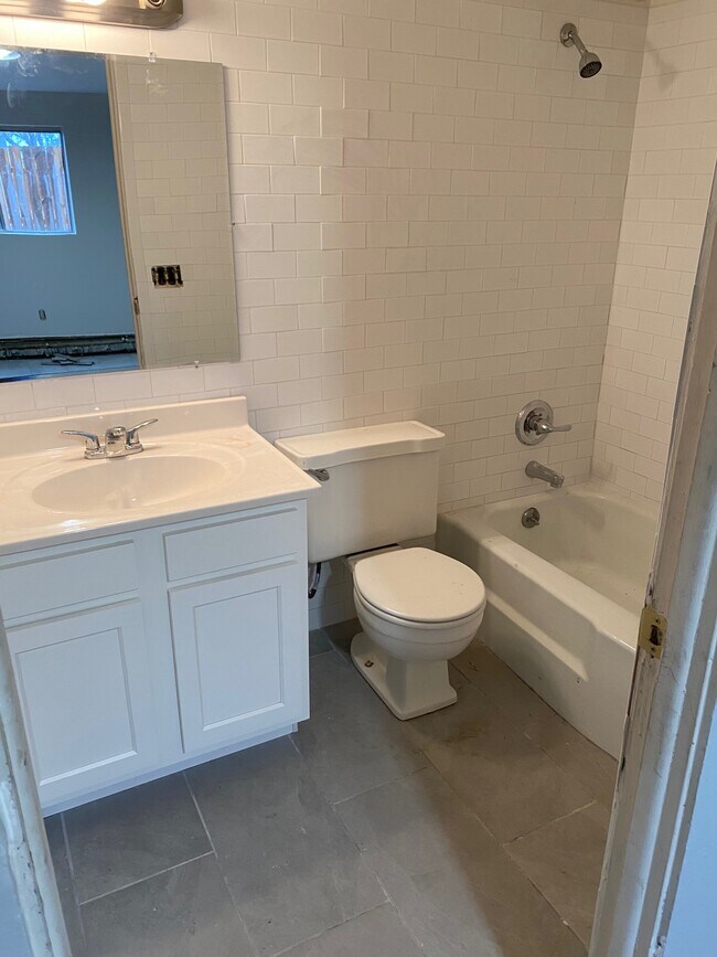 bathroom area - 226 Vine Ave