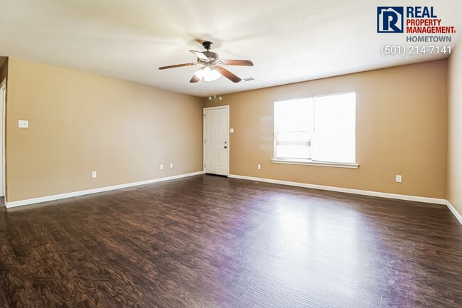 Building Photo - 3909 Tates Mill Rd