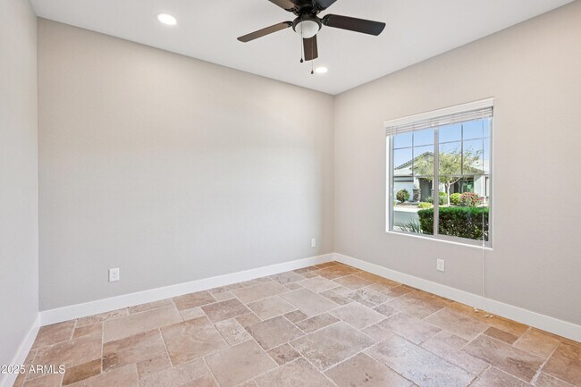 Building Photo - 25965 W Oraibi Dr