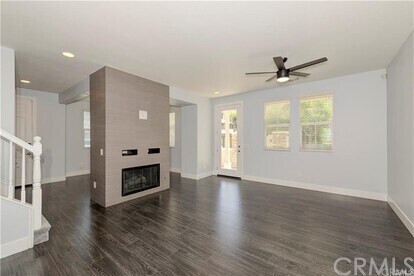 Building Photo - 12204 N Mainstreet