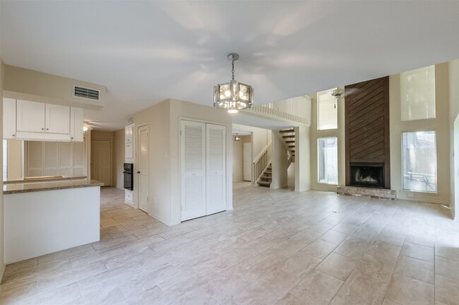 Building Photo - 514 Shady Dale Dr