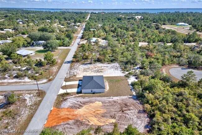 Building Photo - 293 Lincoln Rd NE