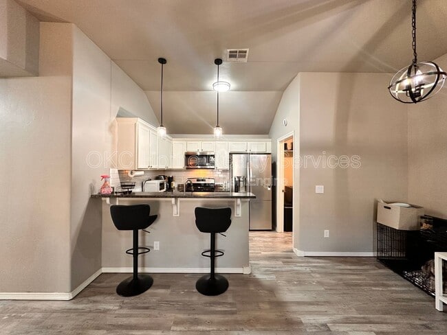 Building Photo - 4122 Bonaparte Blvd