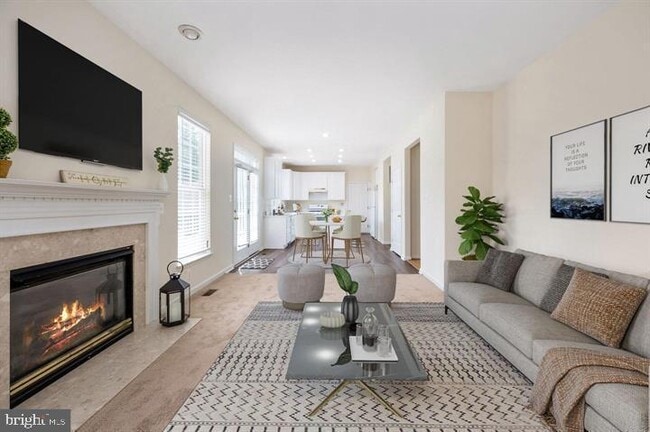 Building Photo - 6 Riggs Rd