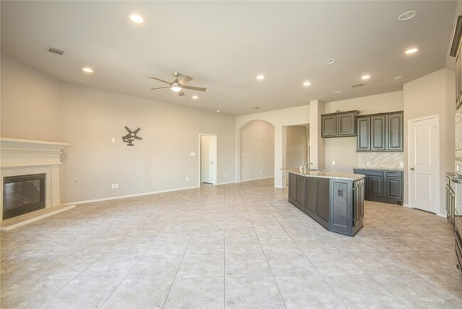 Building Photo - 29006 Crystal Rose Ln