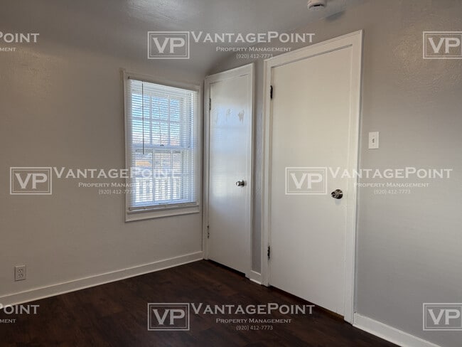 Building Photo - 1123 S Baird St