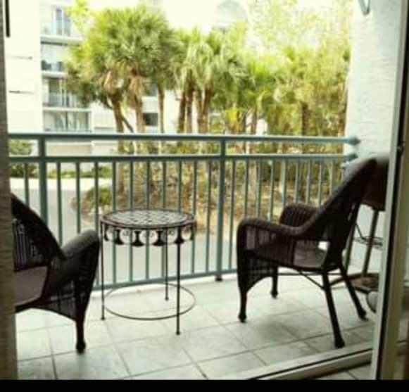 Building Photo - 3655 Seaside Dr