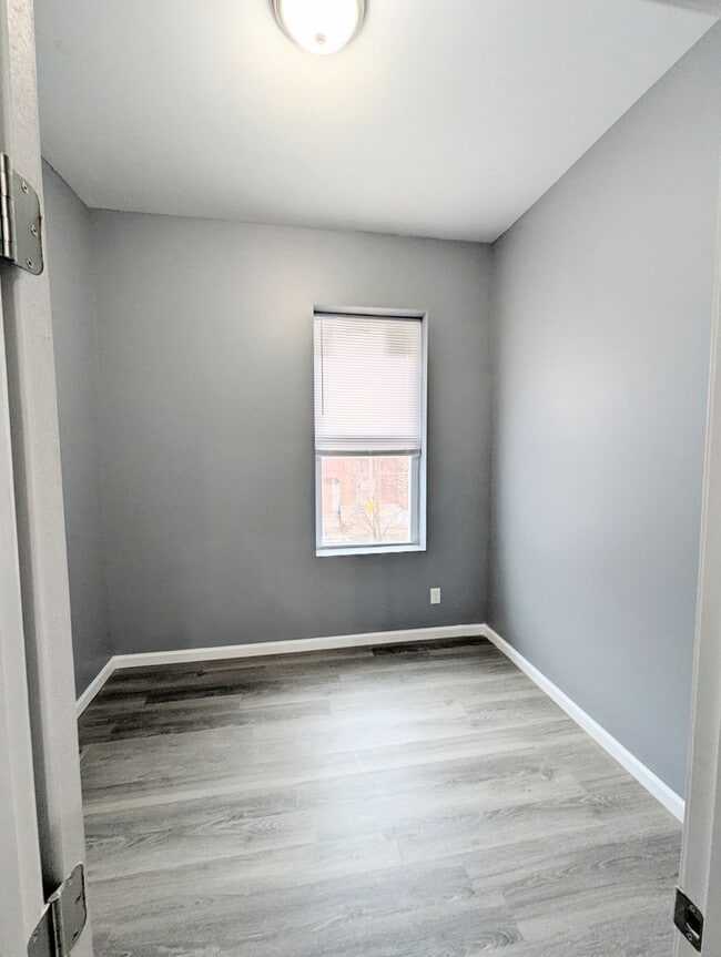 Building Photo - 3438 Oregon Ave