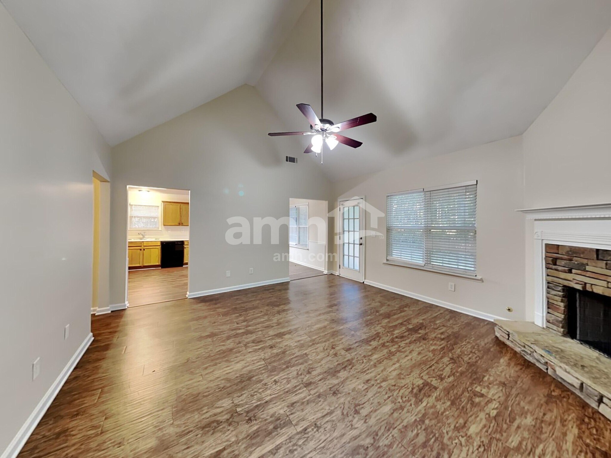 Building Photo - 3740 Scotland Ln SW