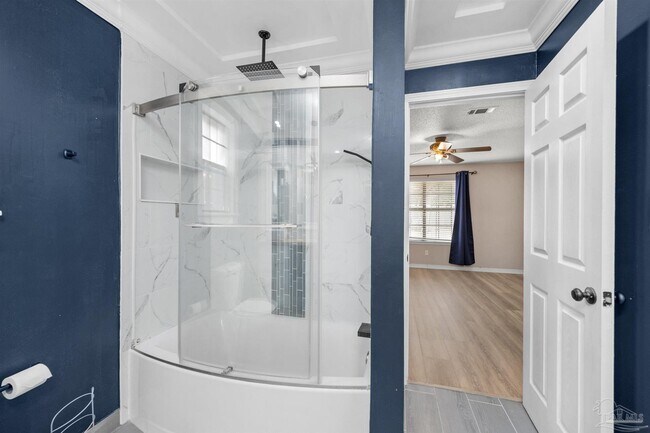 Building Photo - 5850 Princeton Dr