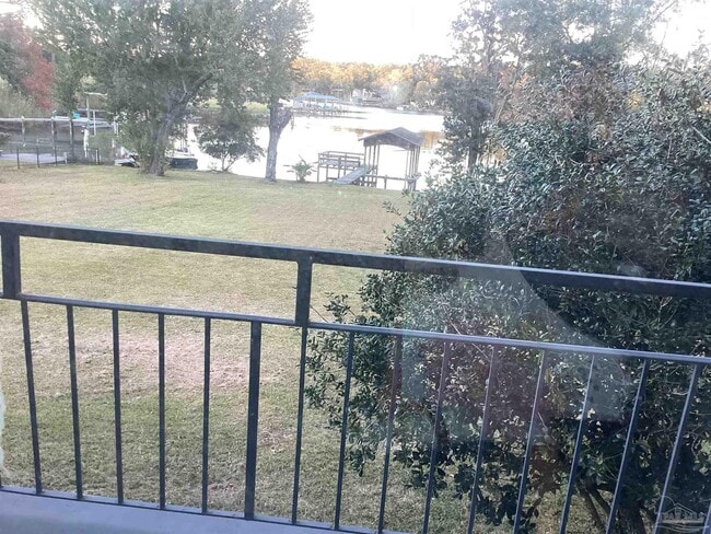 Building Photo - 1600 E Texar Dr