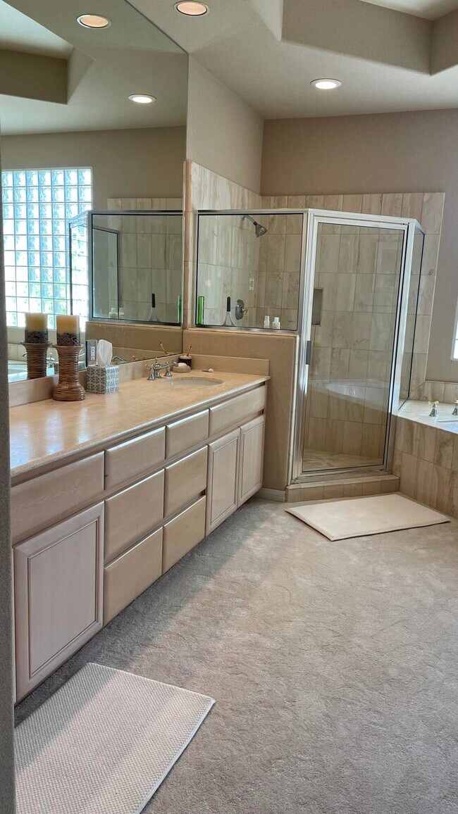 Building Photo - 48145 Paso Tiempo Ln