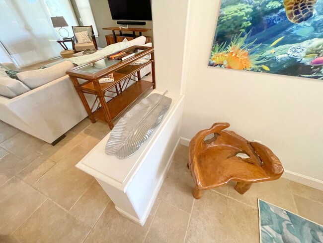 Building Photo - Tastefully Furnished and Exquisite 4 Bed/3 Bath in Hokulani Golf Villas with Ocean Views & Amenit...