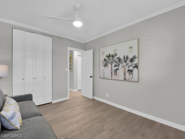 Building Photo - 473 12th Ave S