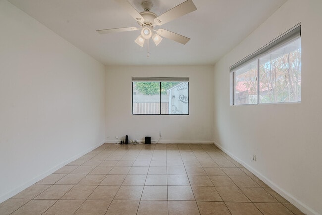 Building Photo - 52801 Avenida Alvarado