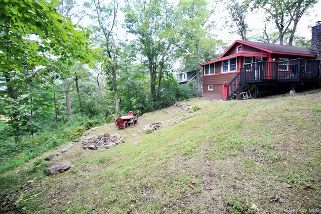 Building Photo - 35 Cooper Rd