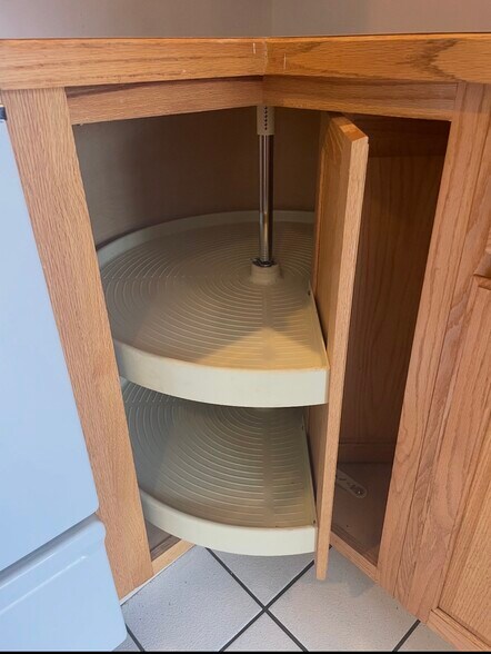 Kitchen 2 - 4286 S Eldridge St