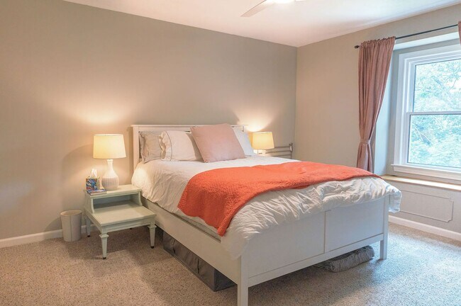 Building Photo - 4 Bed 2.5 Bath Home In VA Beach for Rent !