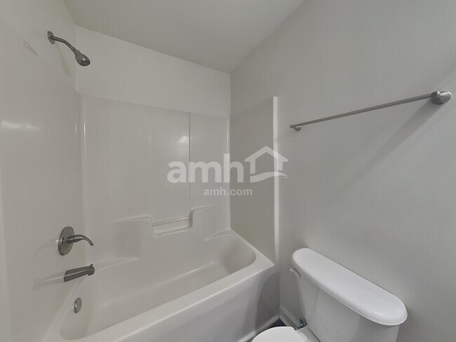 Building Photo - 1001 Finley Ct