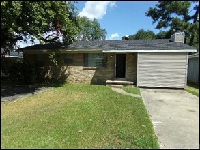 Building Photo - 1112 Hickman St
