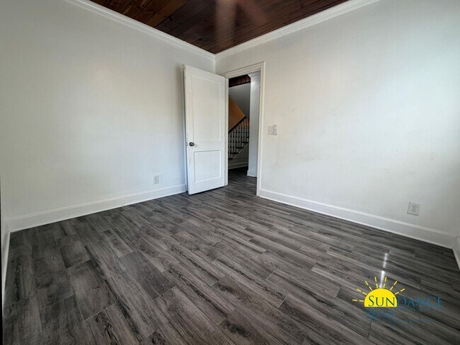 Building Photo - Great 4 Bedroom Home with Water View in Downtown Fort Walton Beach!