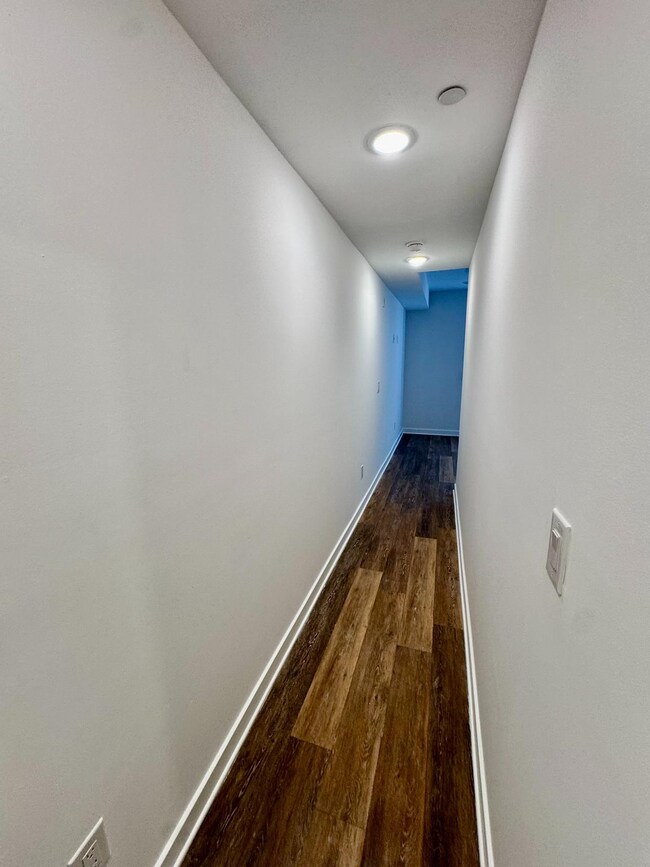 Building Photo - 2722 Master St