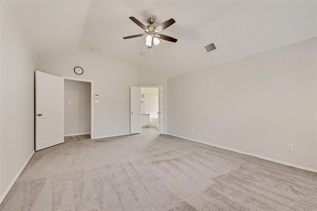 Building Photo - 5909 Meadowcrest Ln
